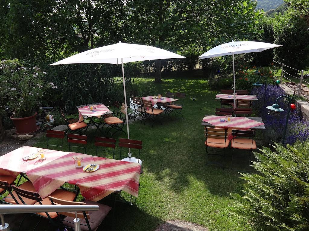 Landgasthof Jaegerstuebchen Neustadt an der Weinstrasse Exterior photo
