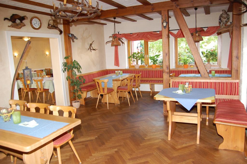 Landgasthof Jaegerstuebchen Neustadt an der Weinstrasse Exterior photo